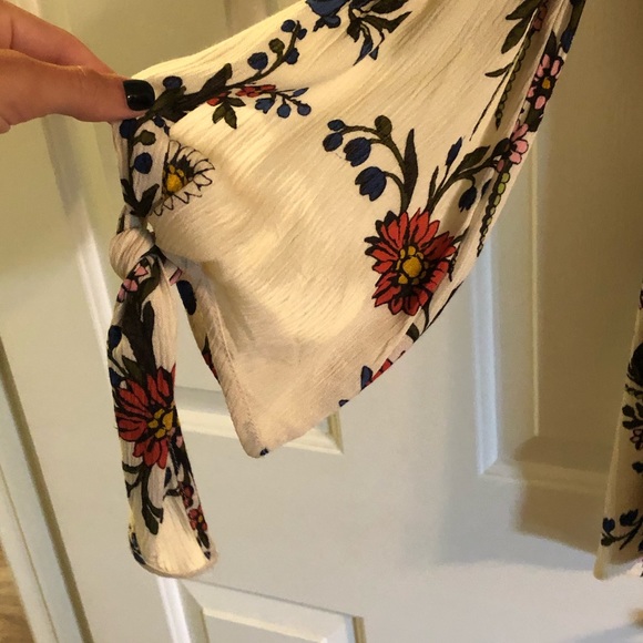 Cream floral dress - Picture 2 of 4